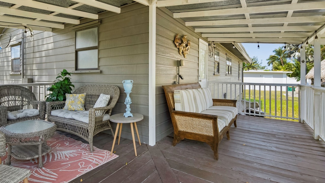 Photo of Patio Balcony in East Naples