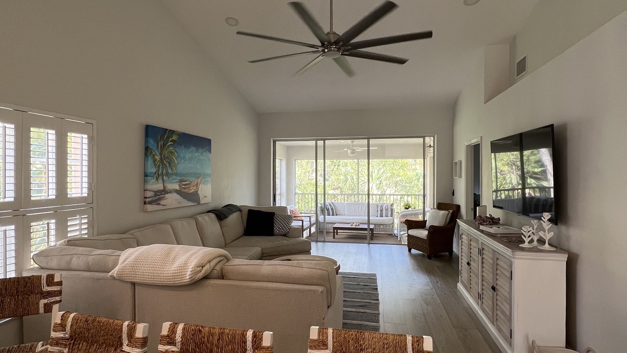Photo of Livingroom in North Naples