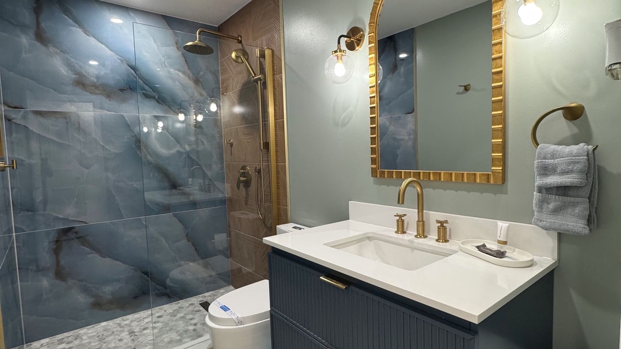 Photo of Bathroom in Marathon