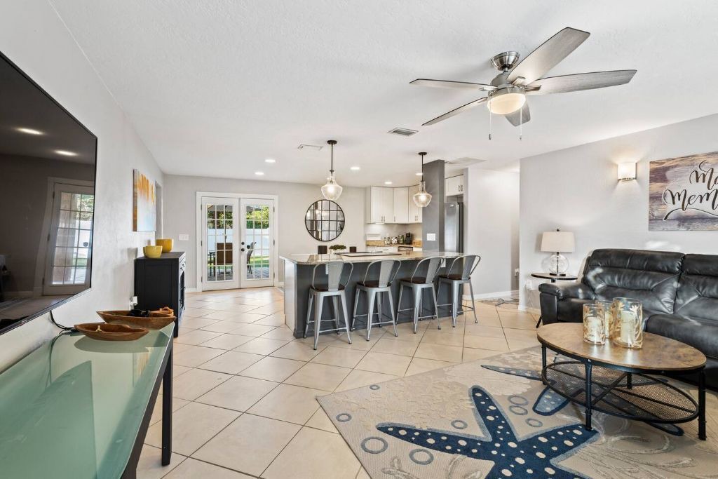 Photo of Livingroom in Bonita Springs
