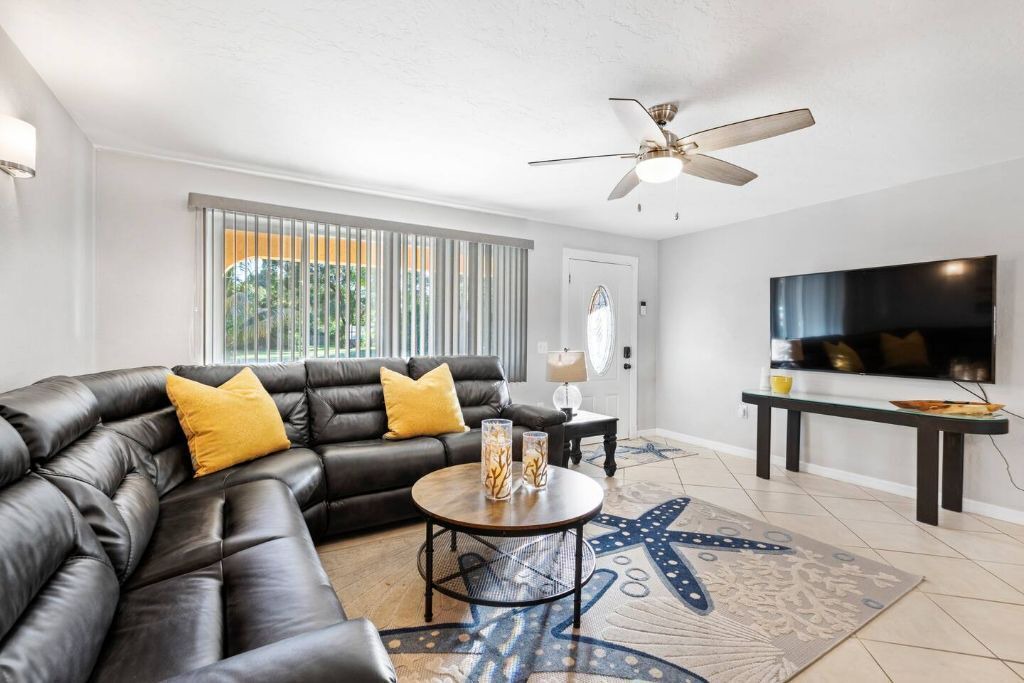 Photo of Livingroom in Bonita Springs