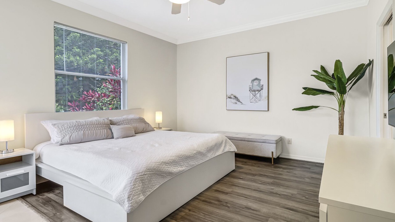 Photo of Bedroom in Central Naples