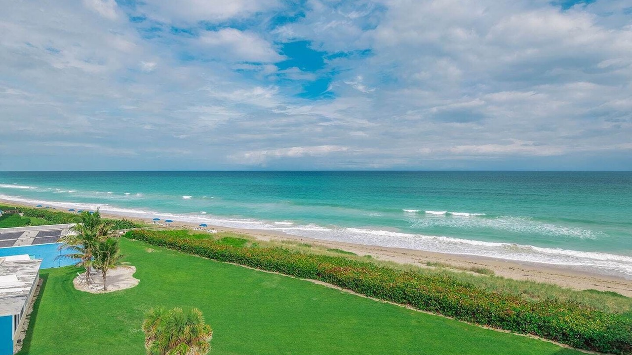 Photo of Others in Hutchinson Island South