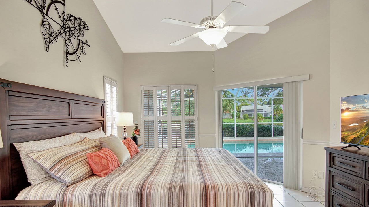Photo of Bedroom in Central Naples