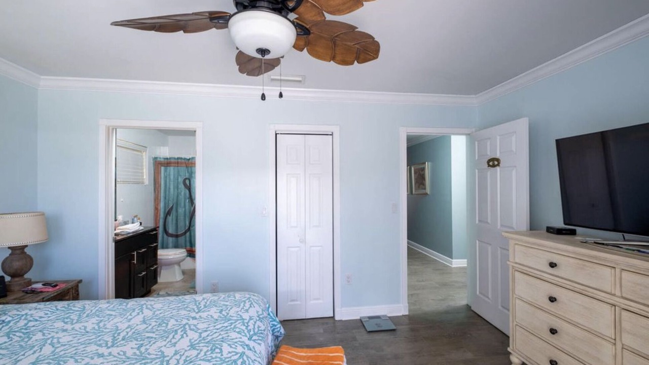 Photo of Bathroom in Tavernier