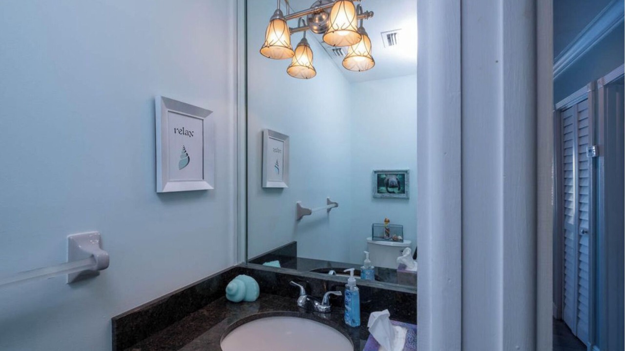 Photo of Bathroom in Tavernier