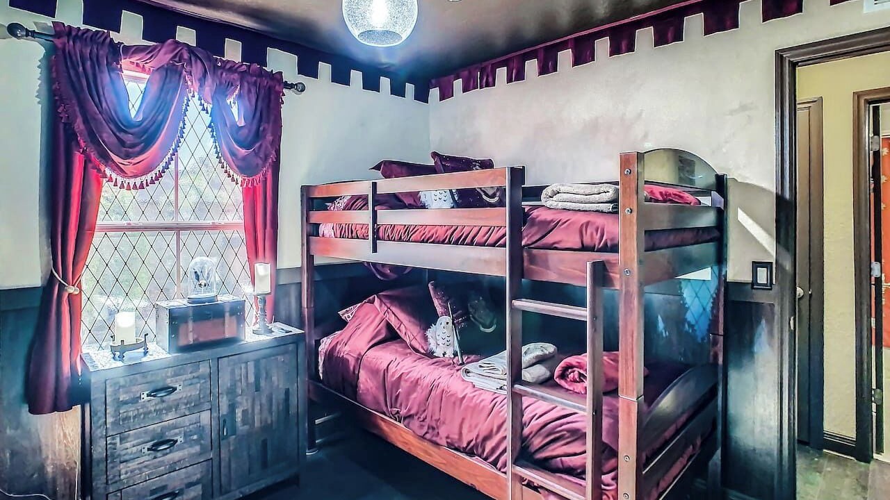 Photo of Bedroom in Regal Palms