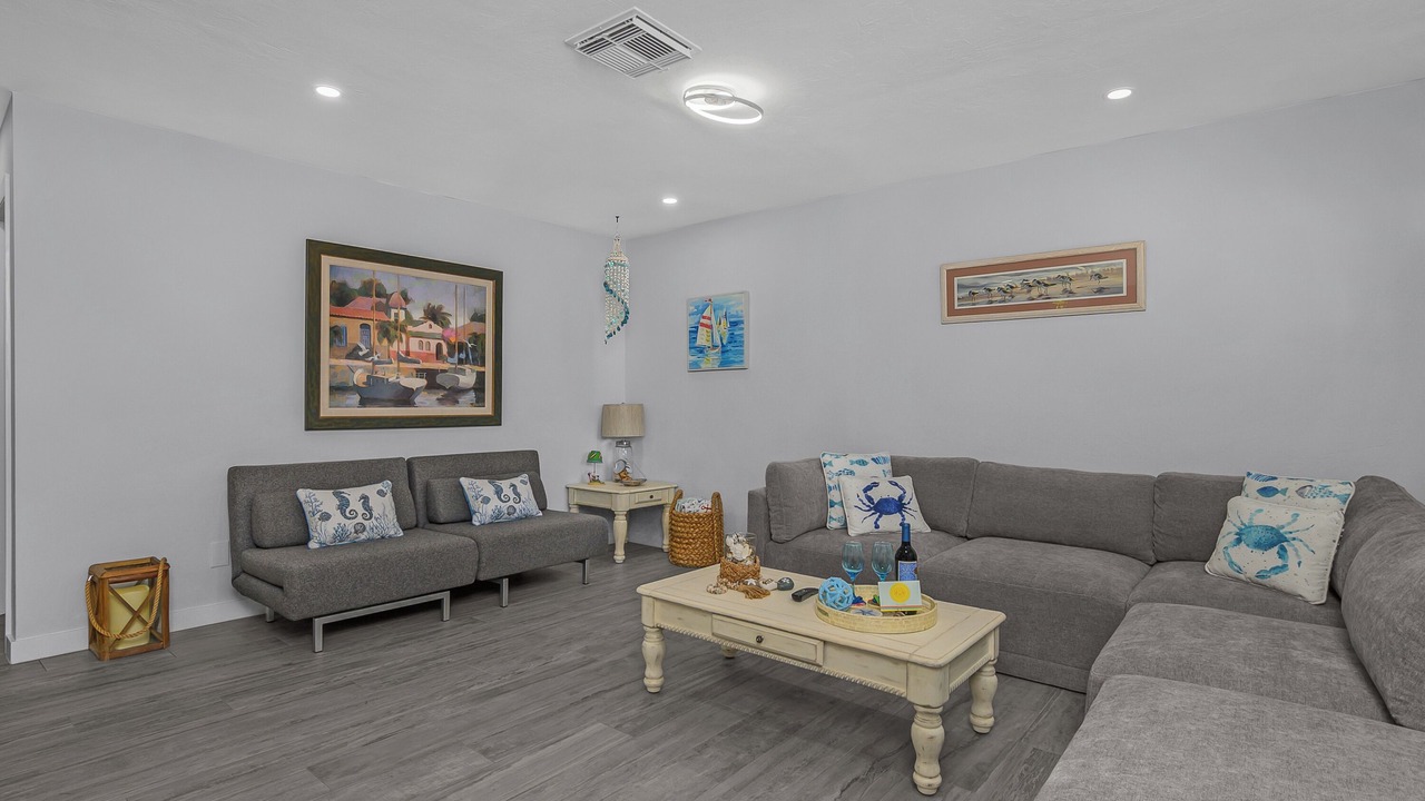 Photo of Livingroom in Naples Park