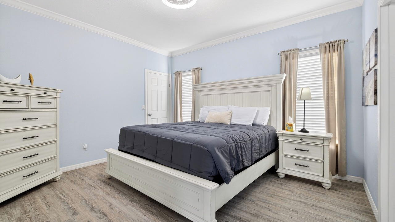 Photo of Bedroom in Stuart