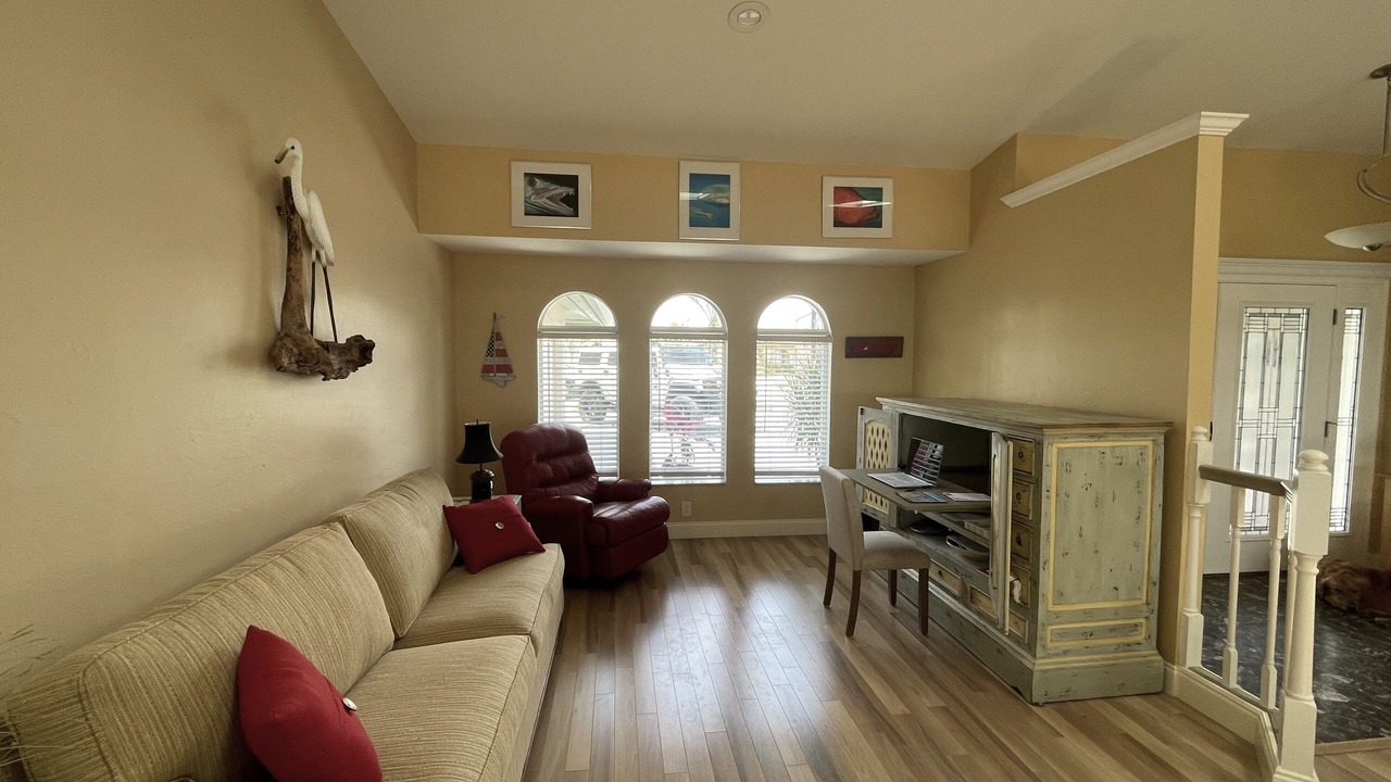 Photo of Livingroom in Caloosahatchee