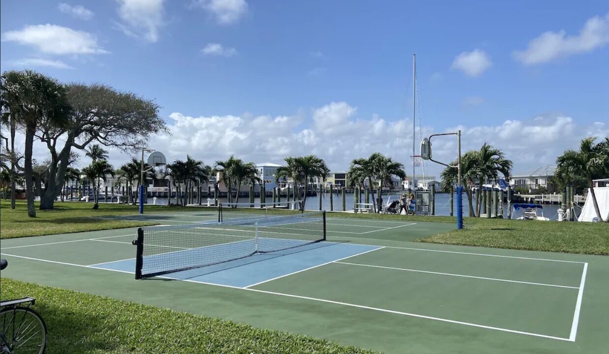 Photo of Others in Hutchinson Island South