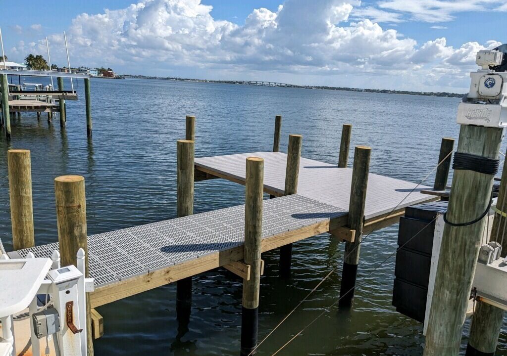 Photo of Others in Hutchinson Island South