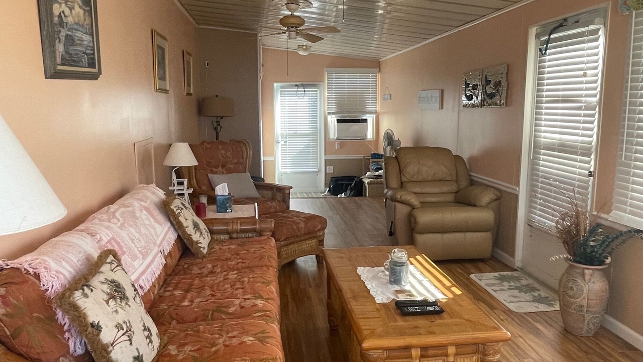 Photo of Livingroom in Hutchinson Island South