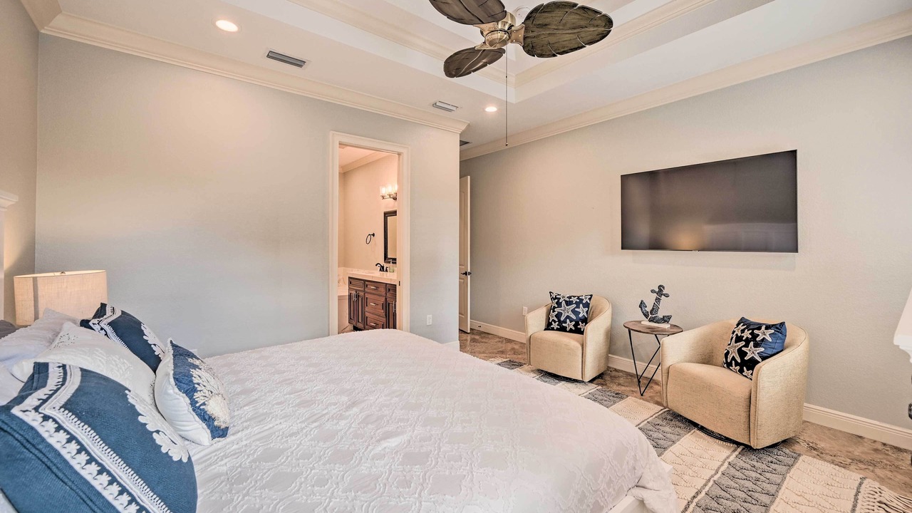 Photo of Bedroom in Naples Park