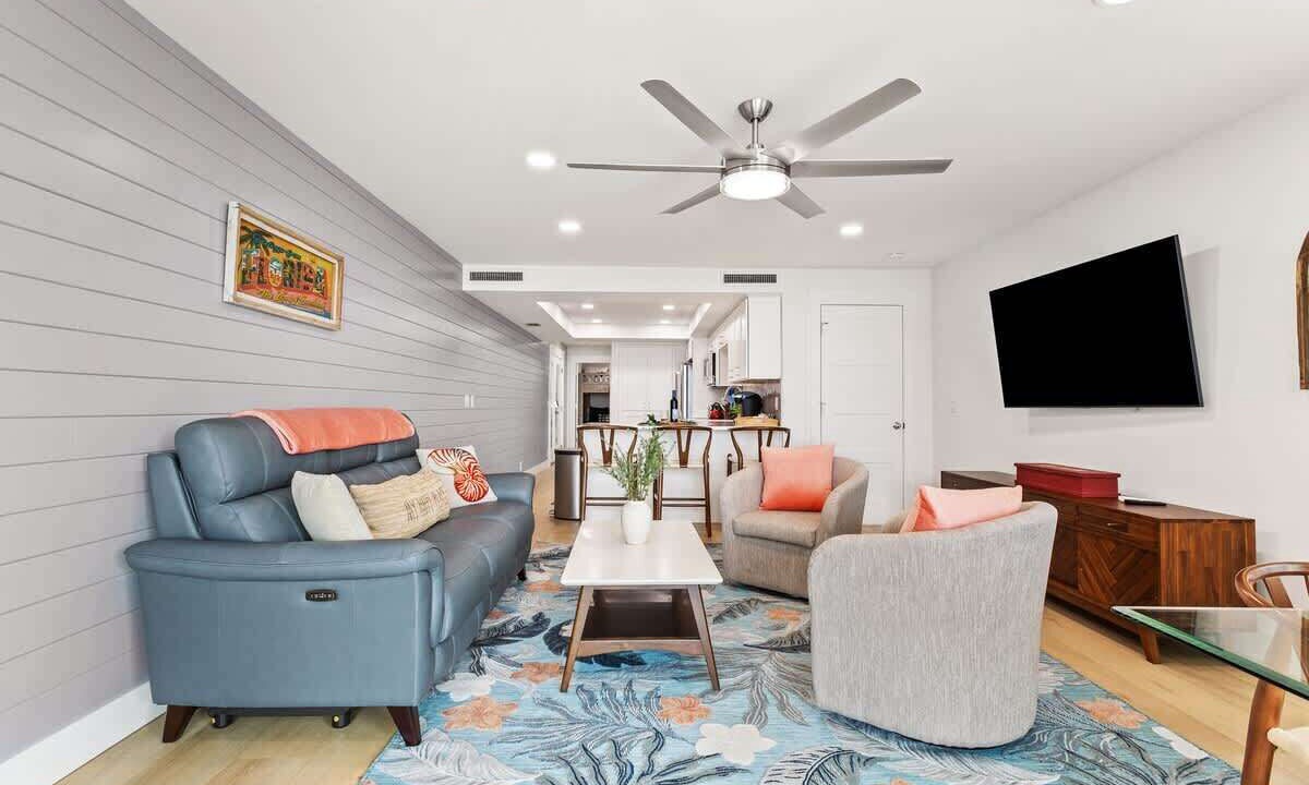 Photo of Livingroom in Belleair Beach