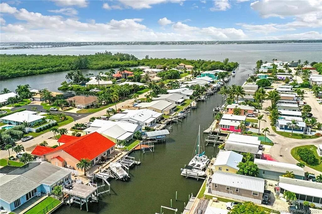 Photo of Outdoor in Hutchinson Island South