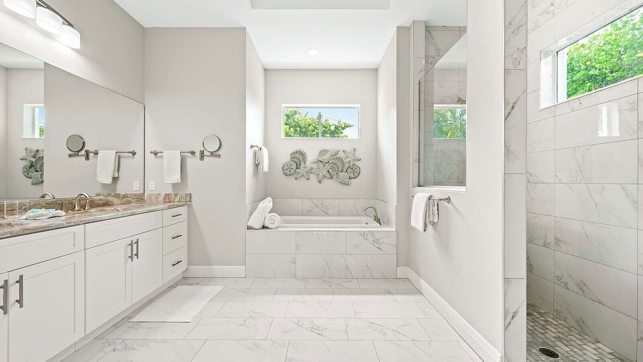 Photo of Bathroom in Yacht Club