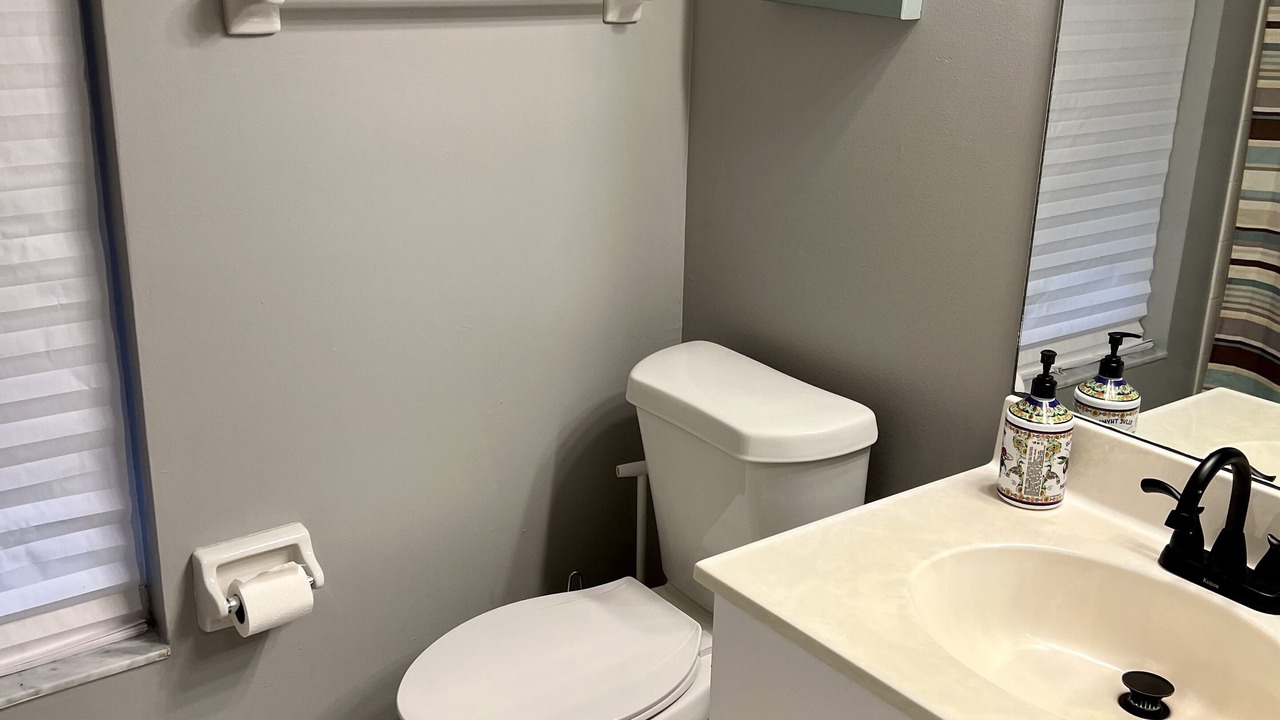 Photo of Bathroom in Naples