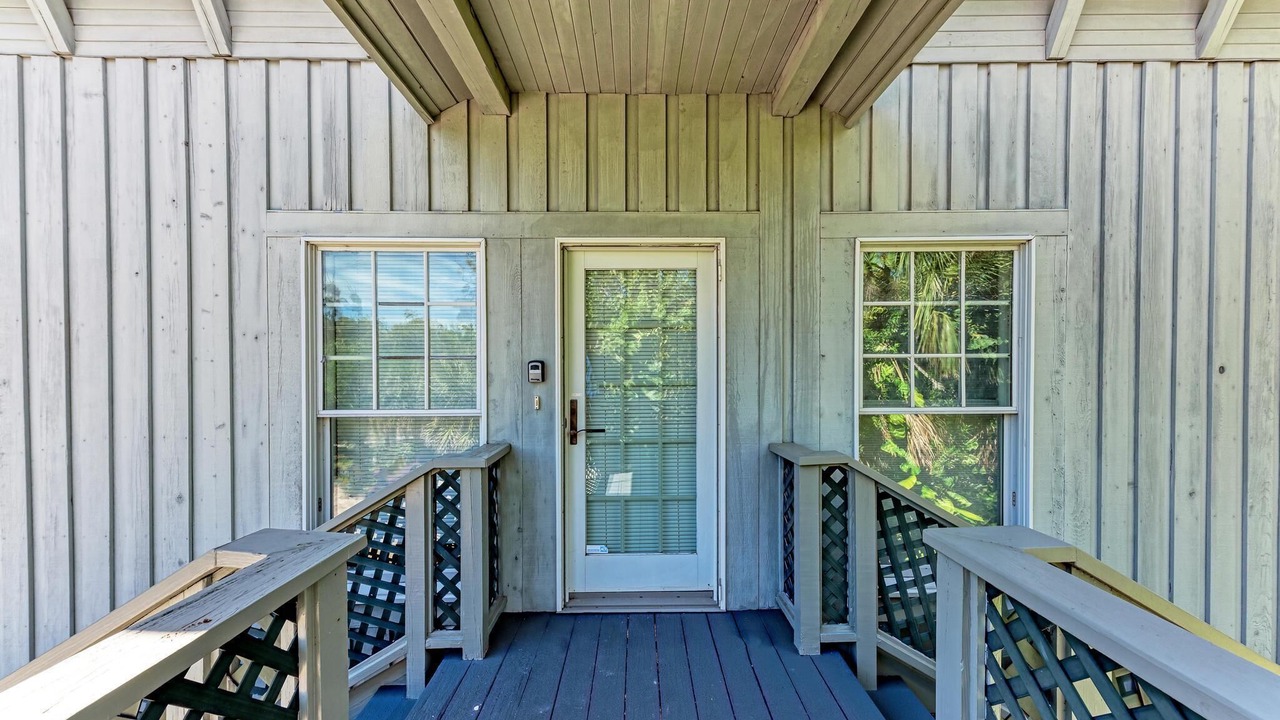 Photo of Patio Balcony in Englewood