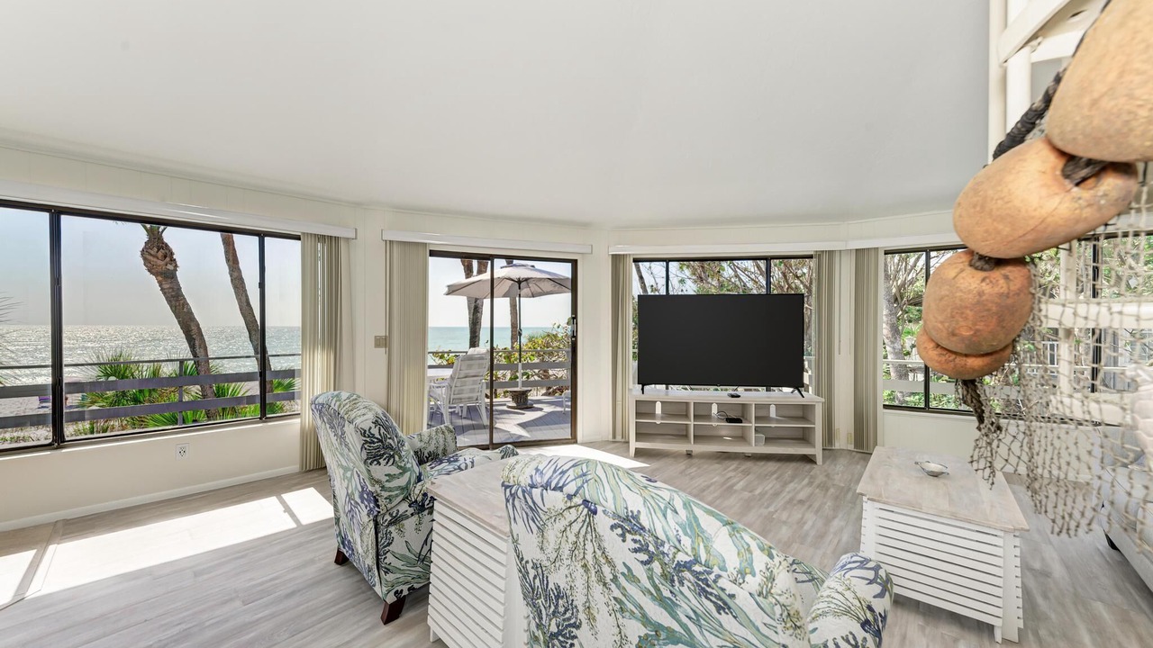 Photo of Livingroom in Englewood