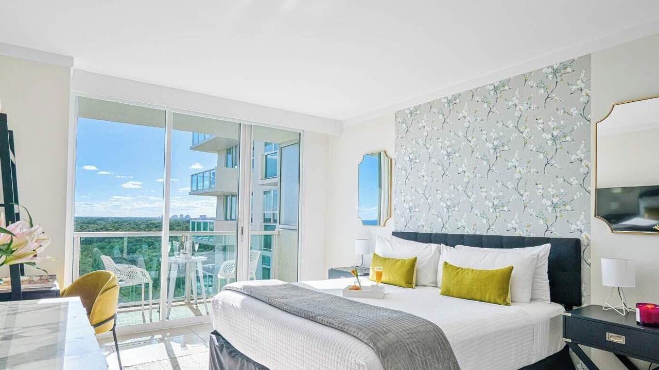 Photo of Bedroom in Coconut Grove
