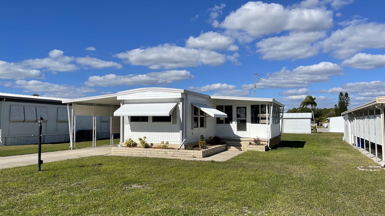 Photo of Outdoor in Sebring
