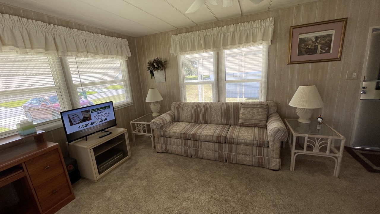 Photo of Livingroom in Sebring