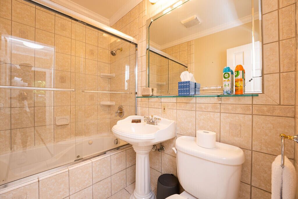 Photo of Bathroom in Midtown