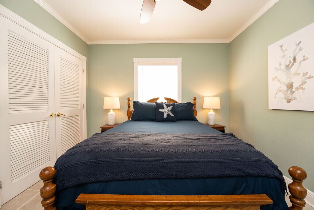 Photo of Bedroom in Midtown