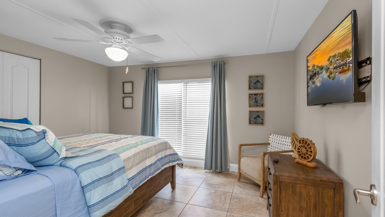 Photo of Bedroom in Twin Lakes