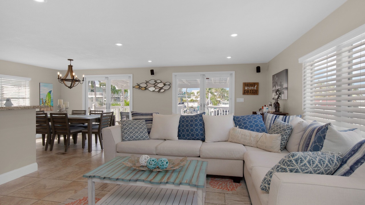 Photo of Livingroom in Twin Lakes