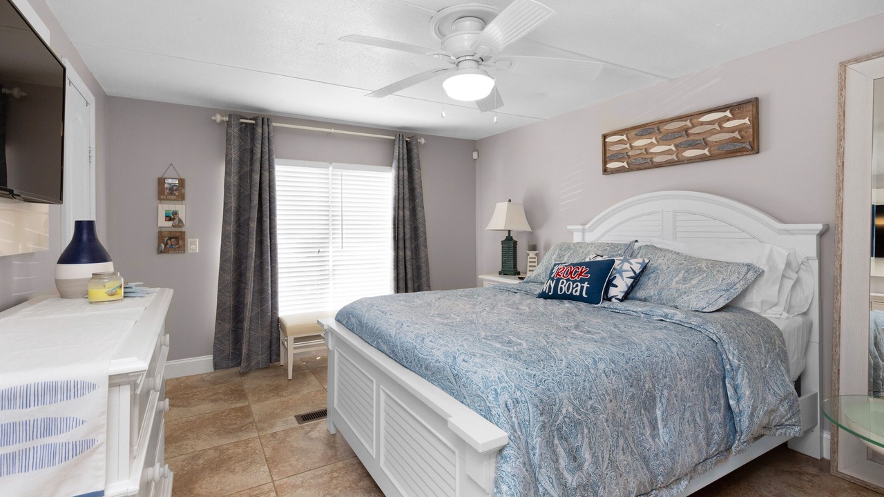 Photo of Bedroom in Twin Lakes
