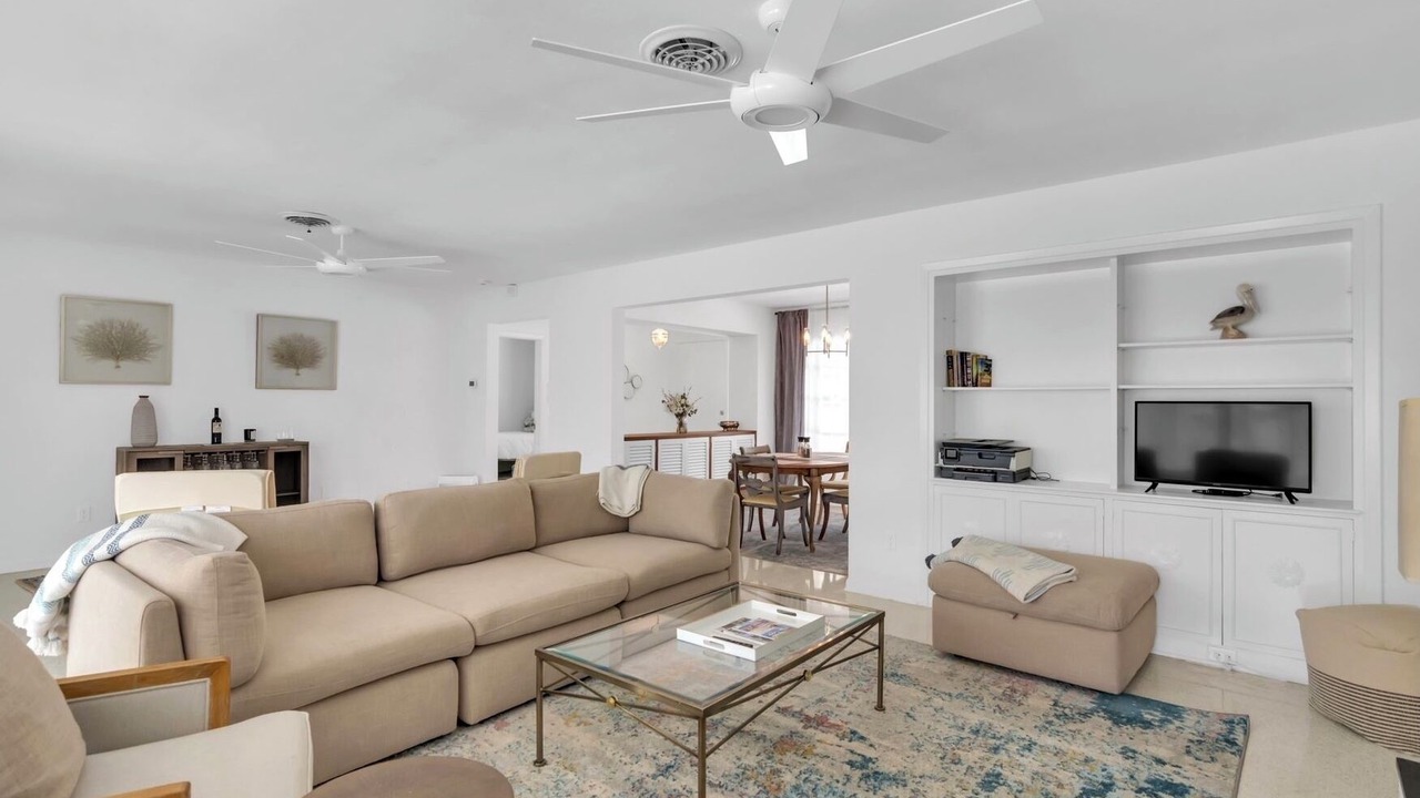 Photo of Bedroom in Central Beach
