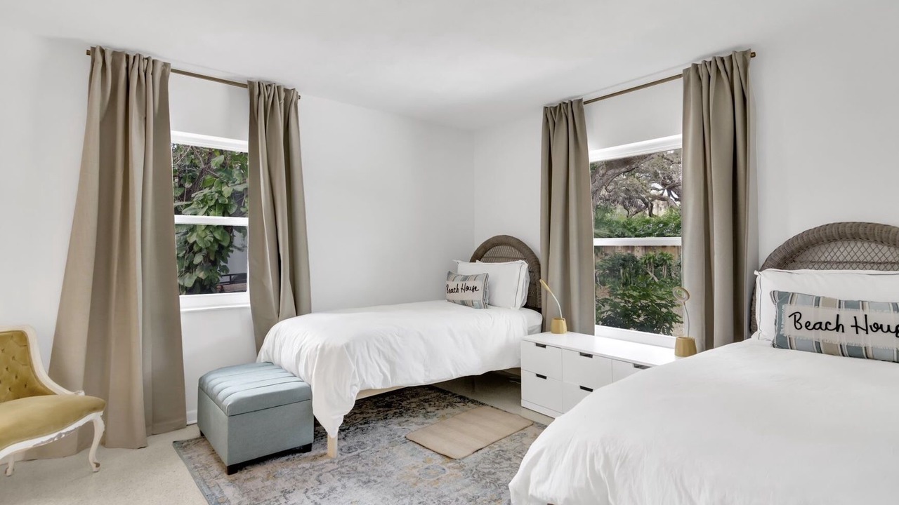 Photo of Bedroom in Central Beach