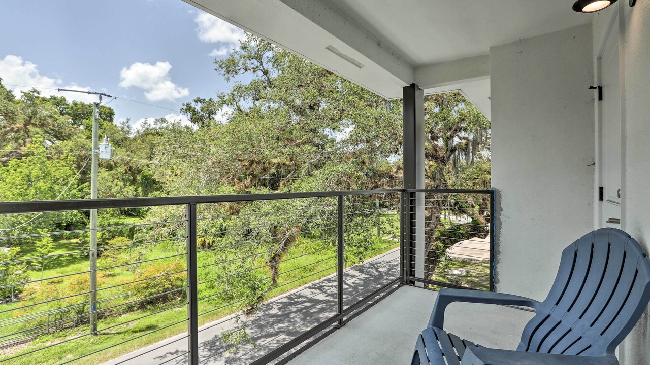 Photo of Patio Balcony in LaBelle