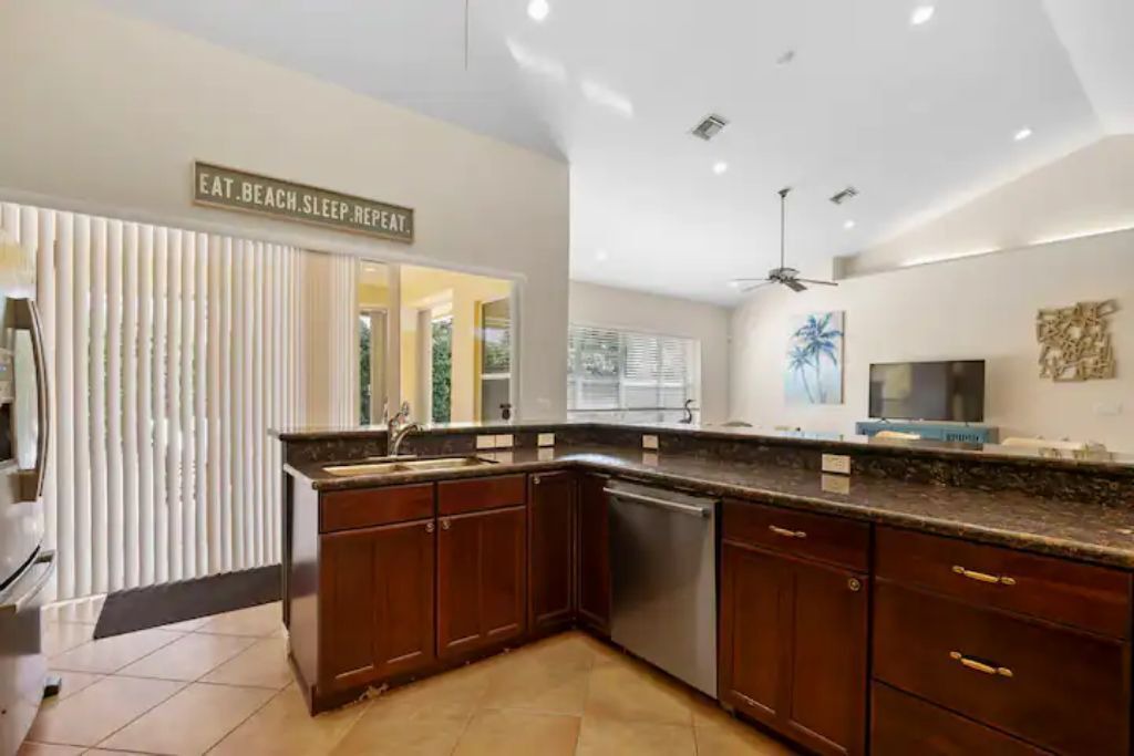Photo of Kitchen in Singer Island