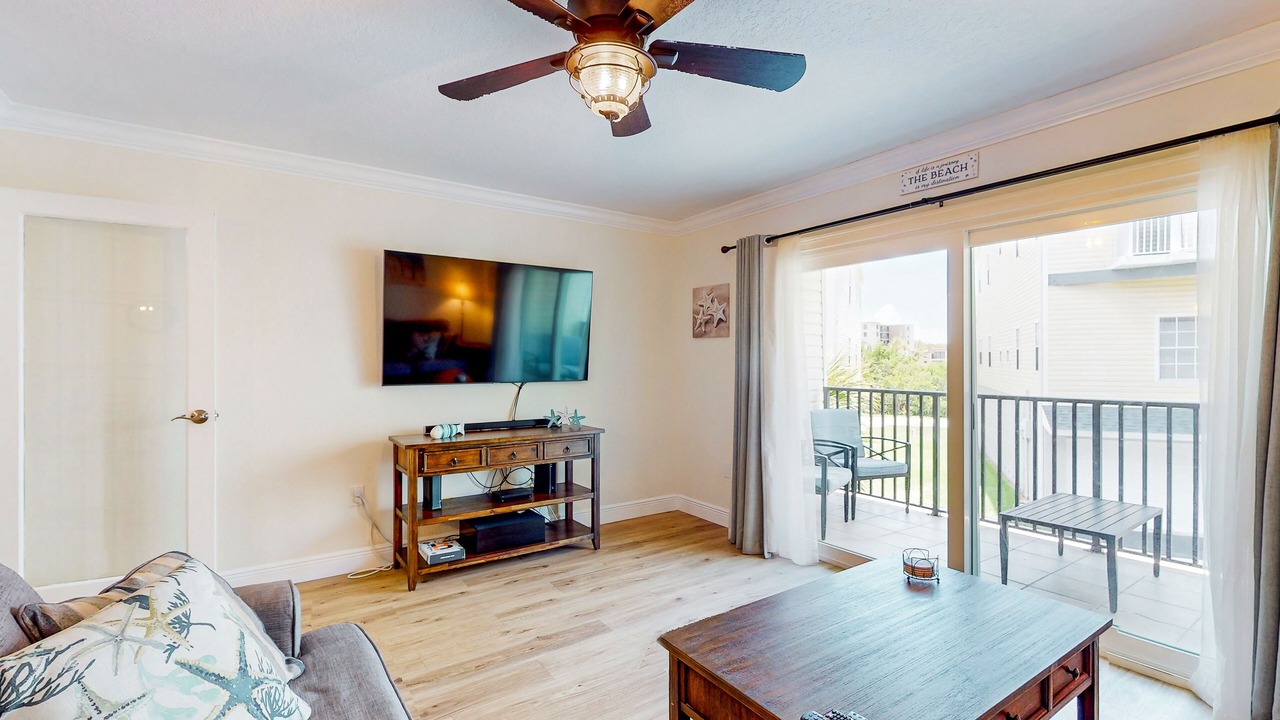 Photo of Livingroom in Indian Shores