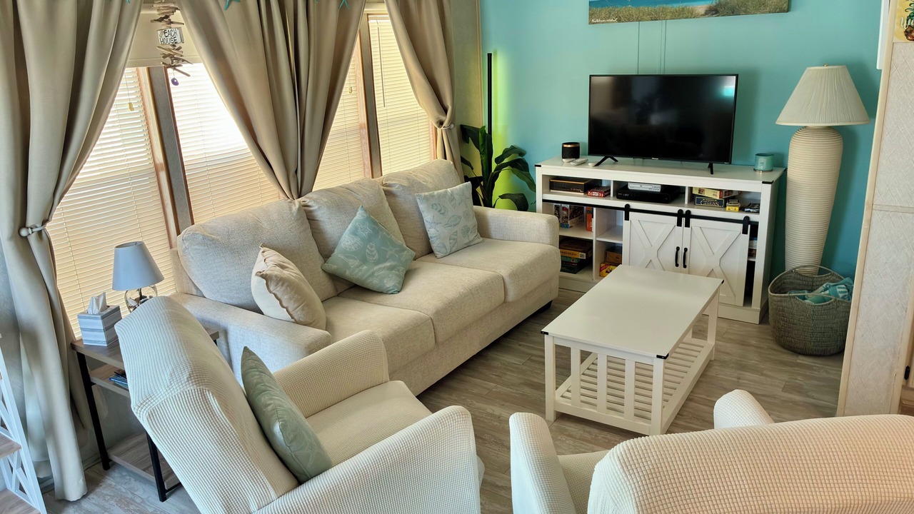 Photo of Livingroom in Hutchinson Island South