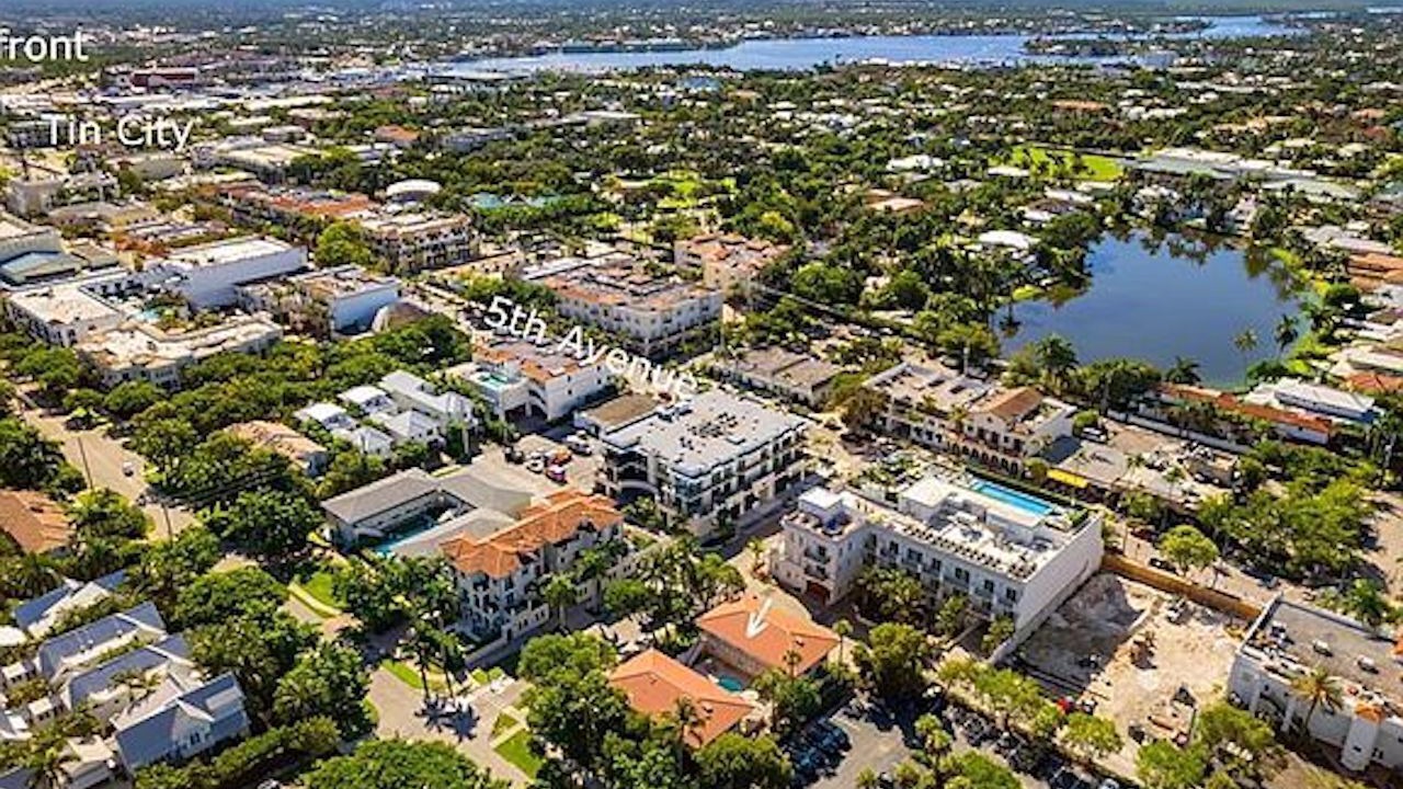 Photo of Outdoor in Old Naples