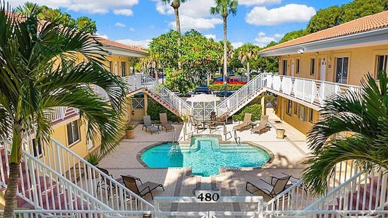 Photo of Outdoor in Old Naples