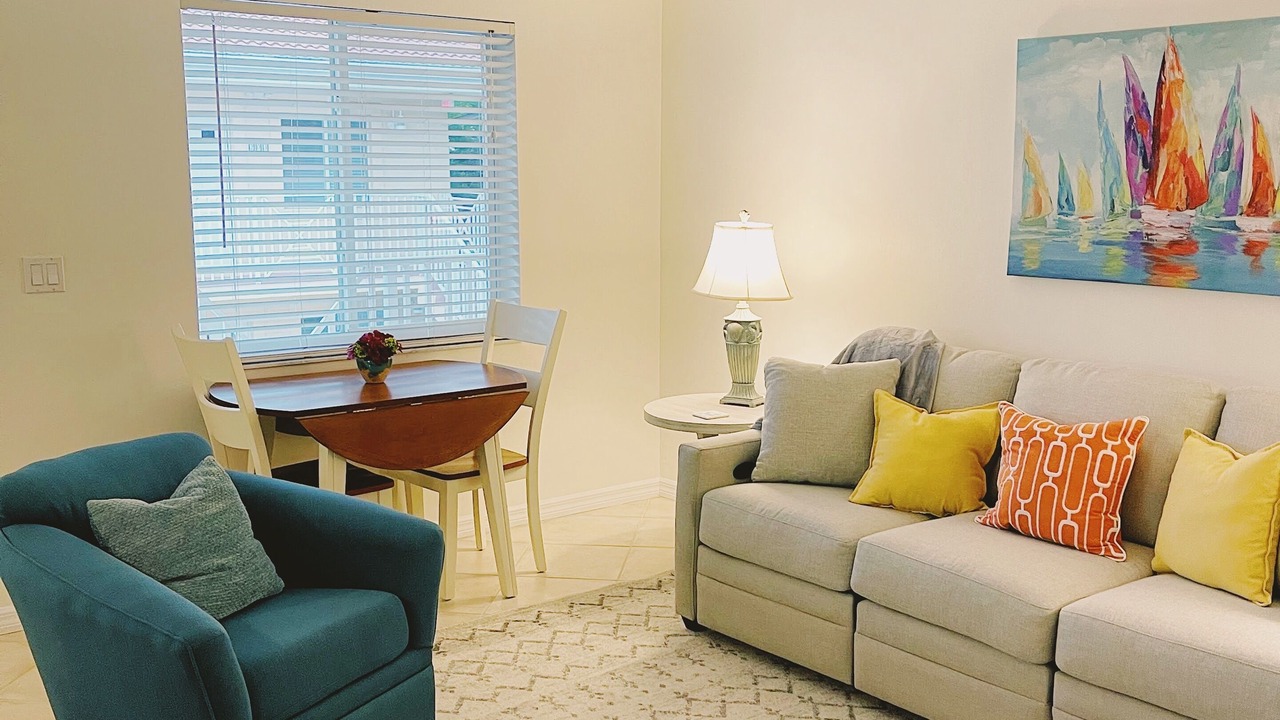 Photo of Livingroom in Old Naples
