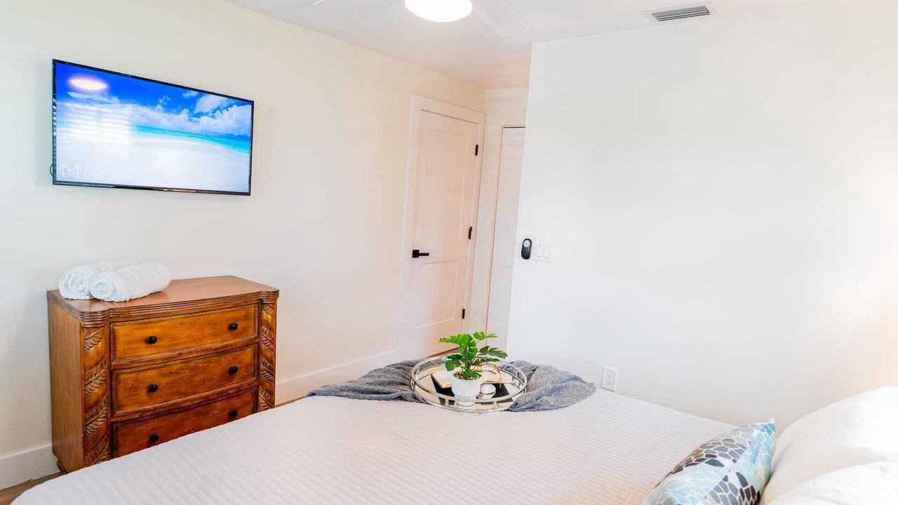 Photo of Bedroom in Naples Park
