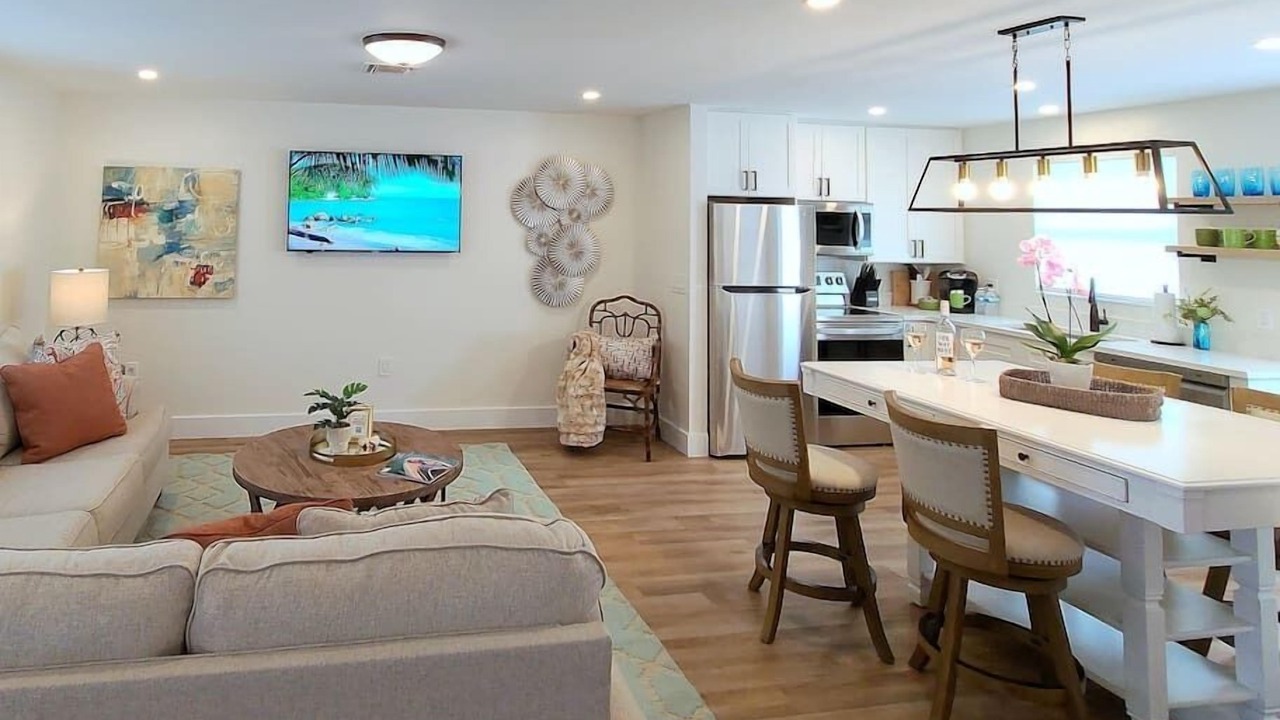 Photo of Bedroom in Naples Park