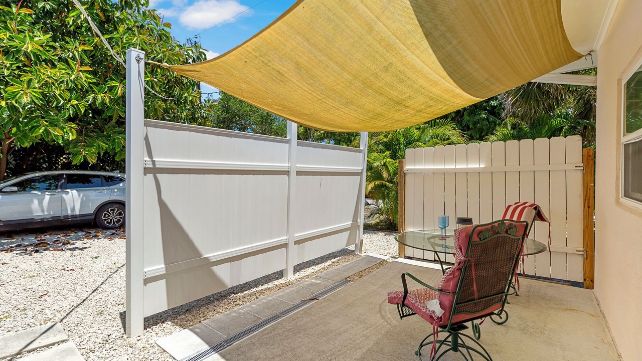 Photo of Patio Balcony in Laurel