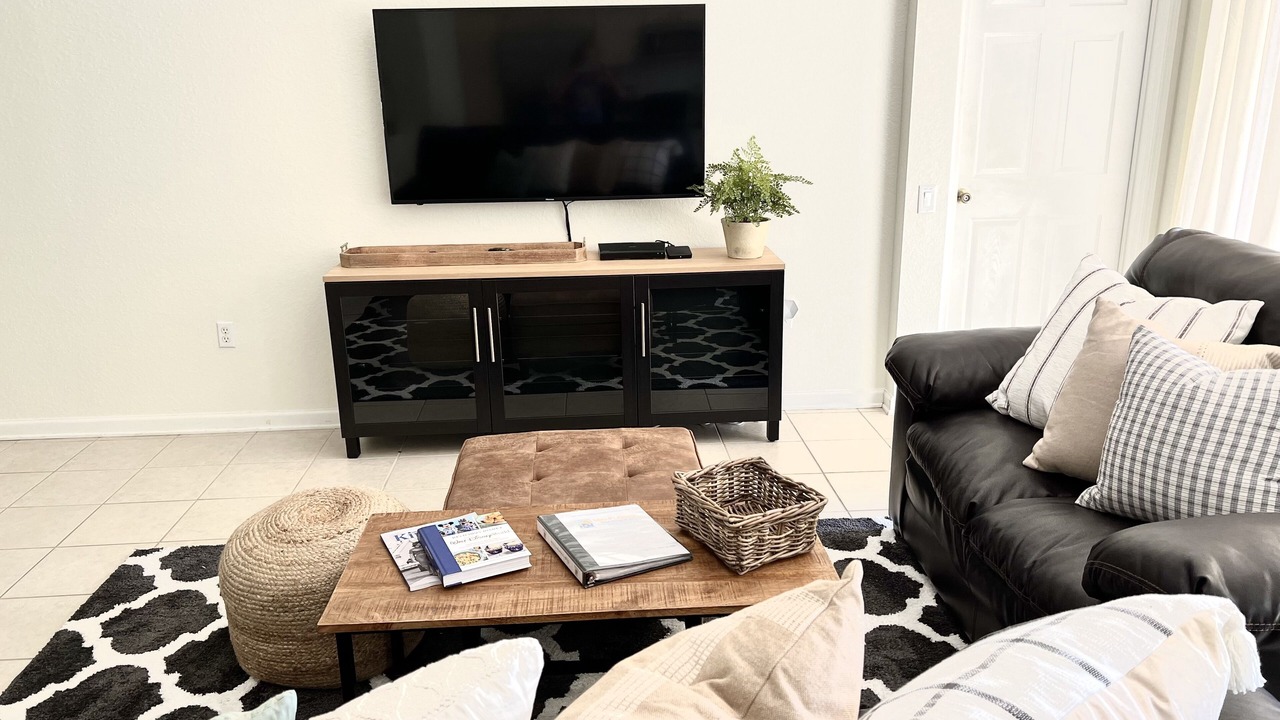 Photo of Livingroom in Windsor Hills