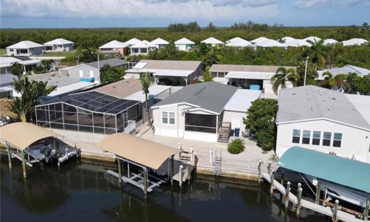 Photo of Outdoor in Saint James City