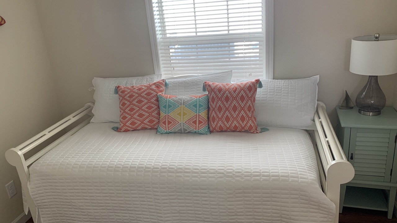 Photo of Bedroom in Saint James City
