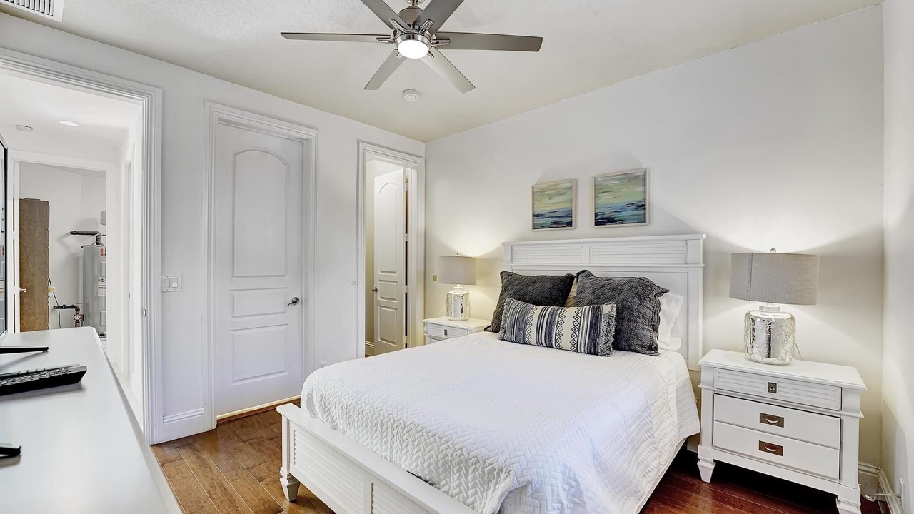 Photo of Bedroom in Ocean Ridge