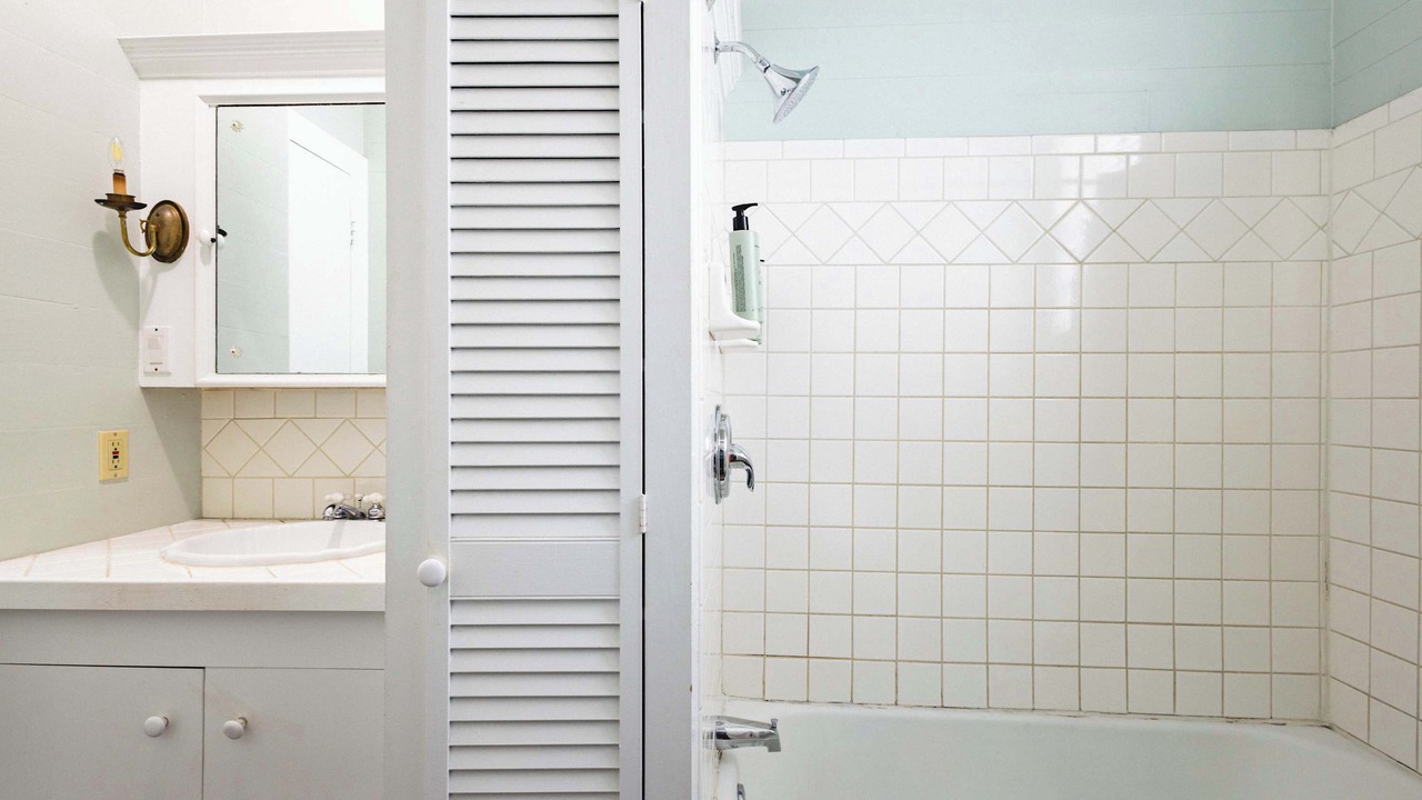 Photo of Bathroom in Historic Seaport