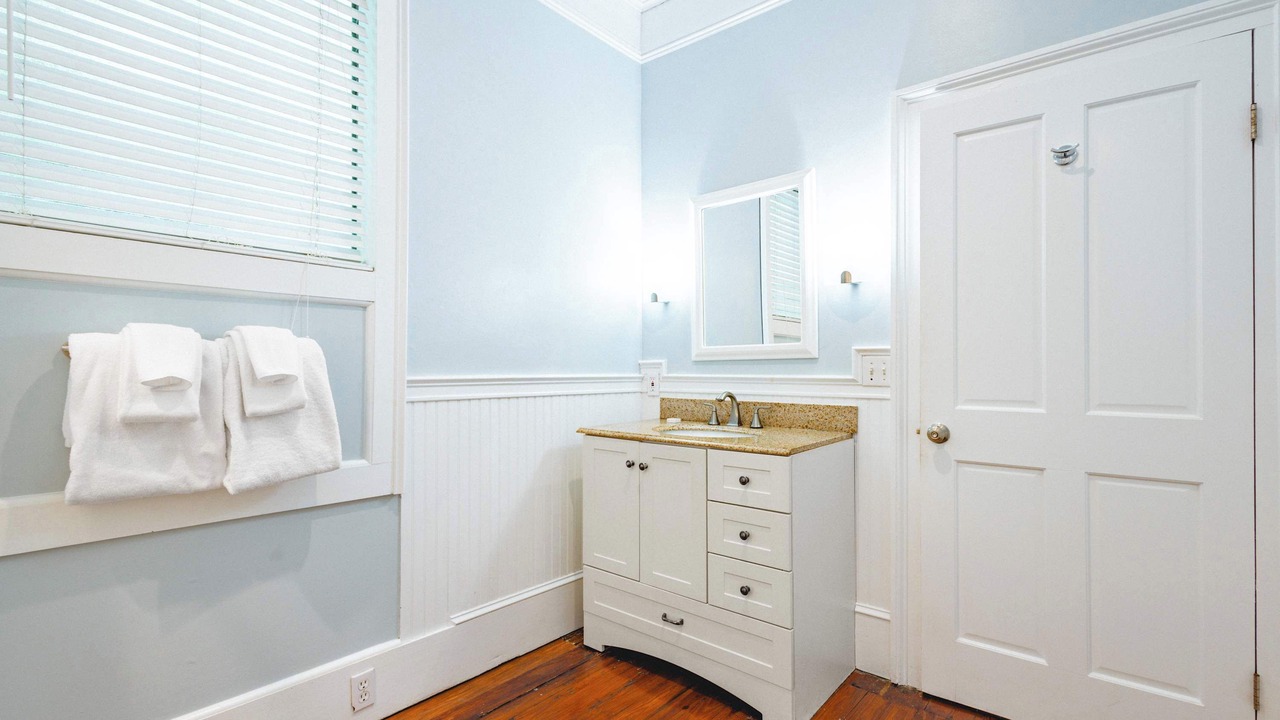 Photo of Bathroom in Historic Seaport